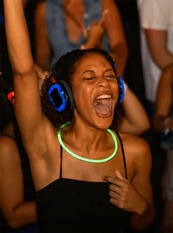 woman-screaming-silent-disco woman-screaming-silent-disco